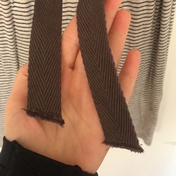 SANDRO KNIT STRIPE DRESS IN CREME/BLACK STRIPES WITH BROWN TIE - Picture 5 of 13